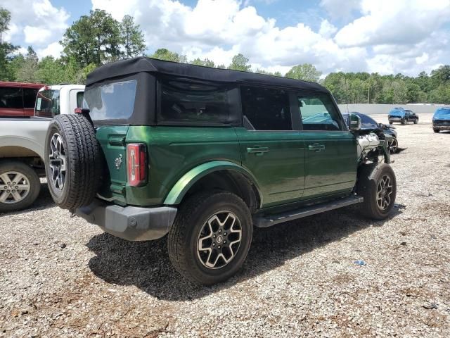 2023 Ford Bronco Base