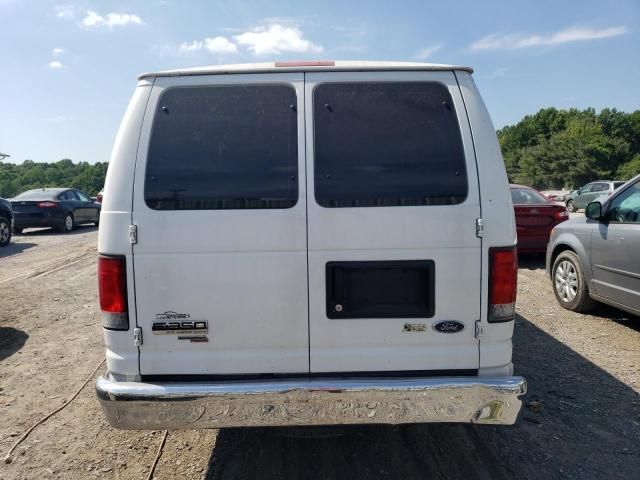 2013 Ford Econoline E350 Super Duty Wagon