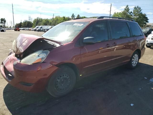 2006 Toyota Sienna CE