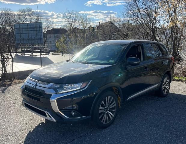 2019 Mitsubishi Outlander SE