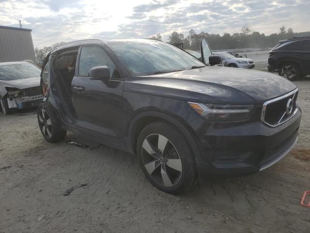 2019 Volvo XC40 T5 Momentum