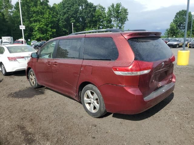 2011 Toyota Sienna LE