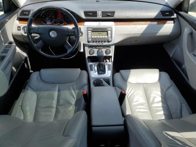 2007 Volkswagen Passat 3.6L Wagon Luxury