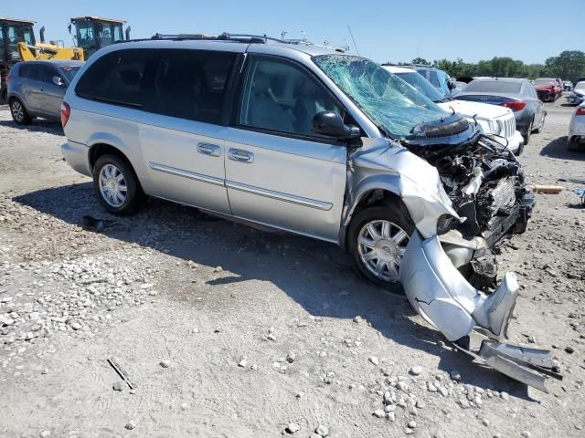 2006 Chrysler Town & Country Touring