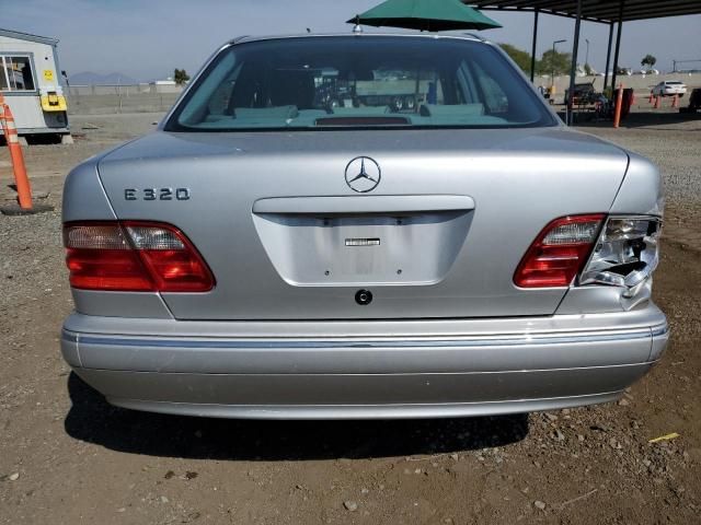 2000 Mercedes-Benz E 320