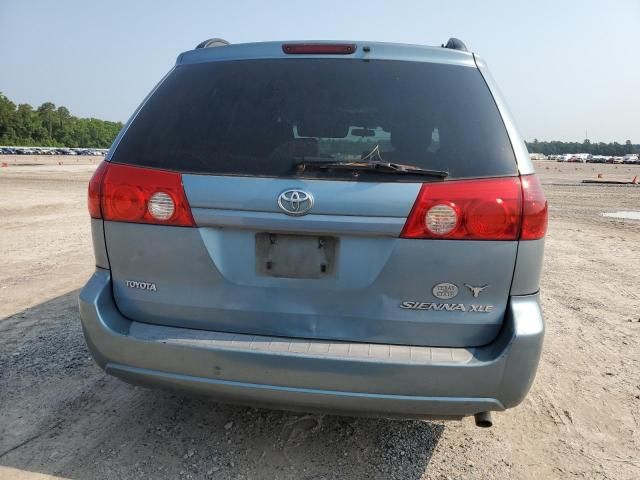 2006 Toyota Sienna XLE