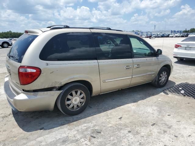 2006 Chrysler Town & Country Touring