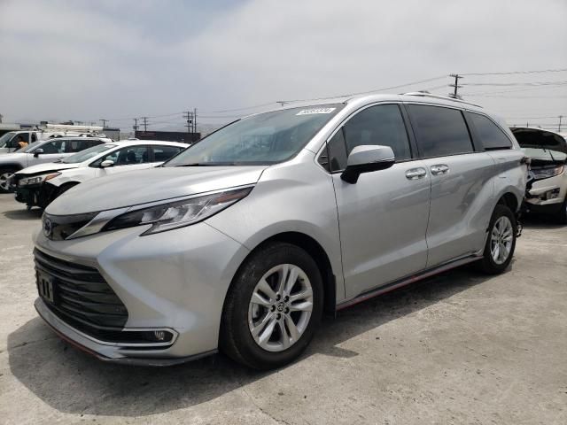 2024 Toyota Sienna Limited