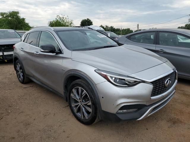 2017 Infiniti QX30 Base