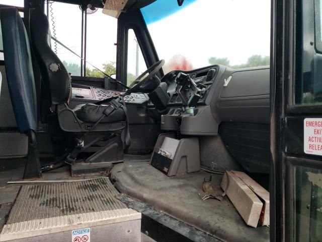 2011 Freightliner Chassis B2B