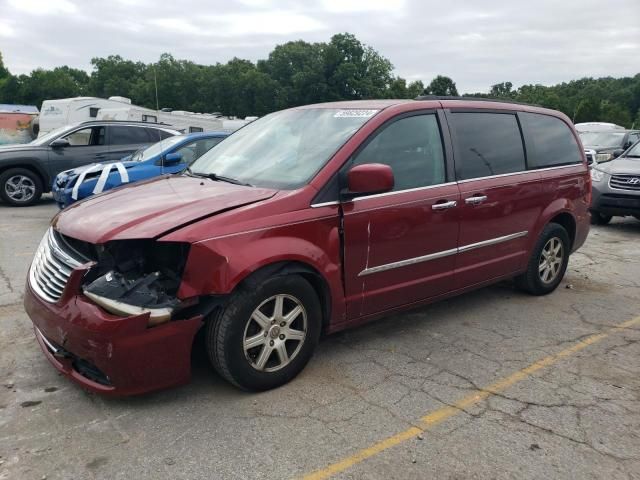 2013 Chrysler Town & Country Touring