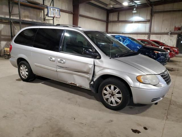 2007 Chrysler Town & Country Touring