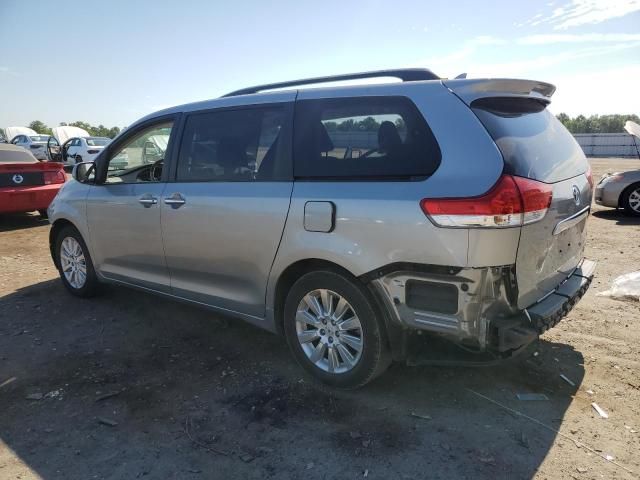 2011 Toyota Sienna XLE