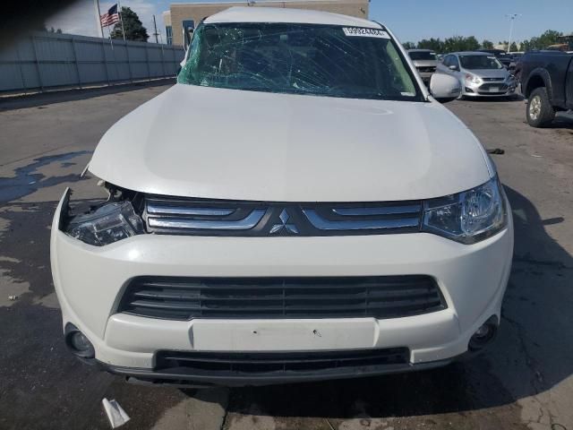 2014 Mitsubishi Outlander SE