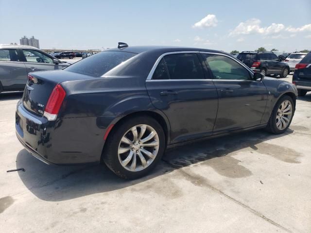 2018 Chrysler 300 Touring