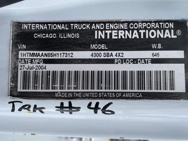 2005 International 4000 4300