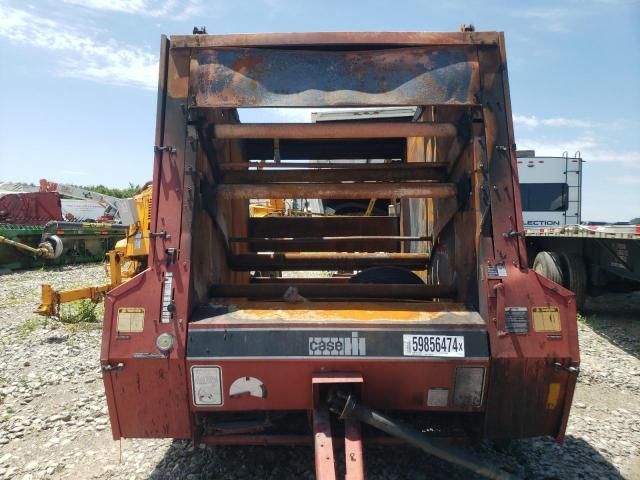 2007 International Baler