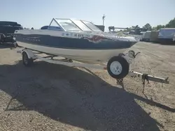 Salvage boats for sale at Des Moines, IA auction: 2009 Bayliner 20FT Boat