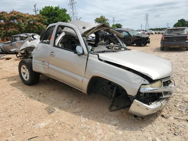 2004 Chevrolet Tahoe C1500