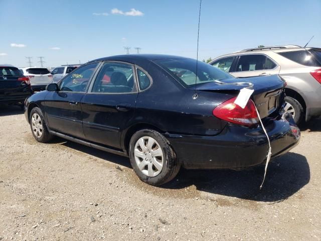 2005 Ford Taurus SE