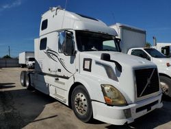 Salvage trucks for sale at Elgin, IL auction: 2007 Volvo VN VNL