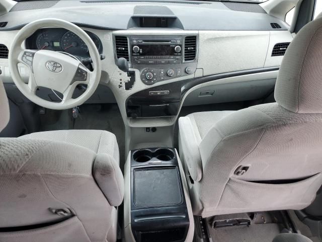 2012 Toyota Sienna LE