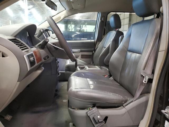 2008 Chrysler Town & Country Touring