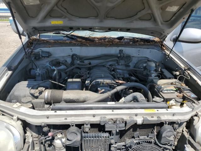 2006 Toyota Sequoia SR5