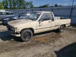 Salvage trucks for sale at Spartanburg, SC auction: 1984 Toyota Pickup Xtracab RN56 DLX