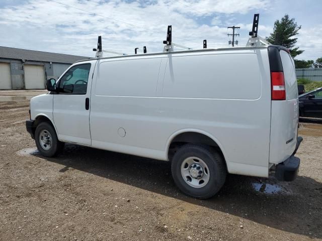 2021 Chevrolet Express G2500