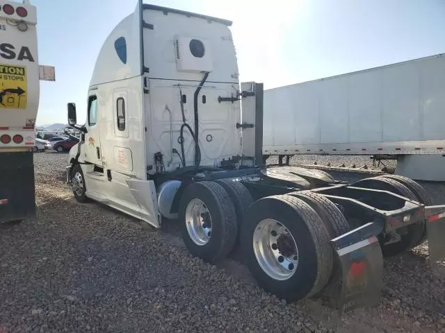 2019 Freightliner Cascadia 126