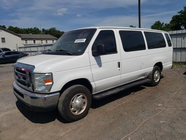 2013 Ford Econoline E350 Super Duty Wagon