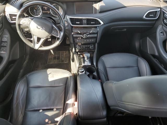 2017 Infiniti QX30 Base