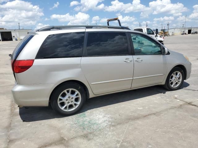 2005 Toyota Sienna XLE