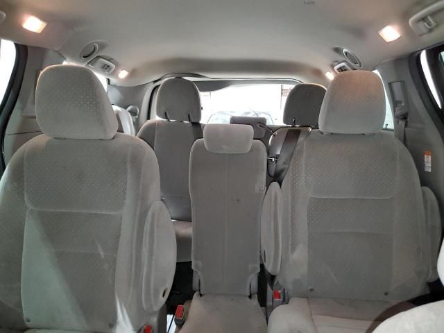 2015 Toyota Sienna LE