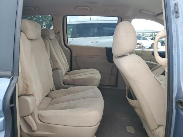 2008 Hyundai Entourage GLS