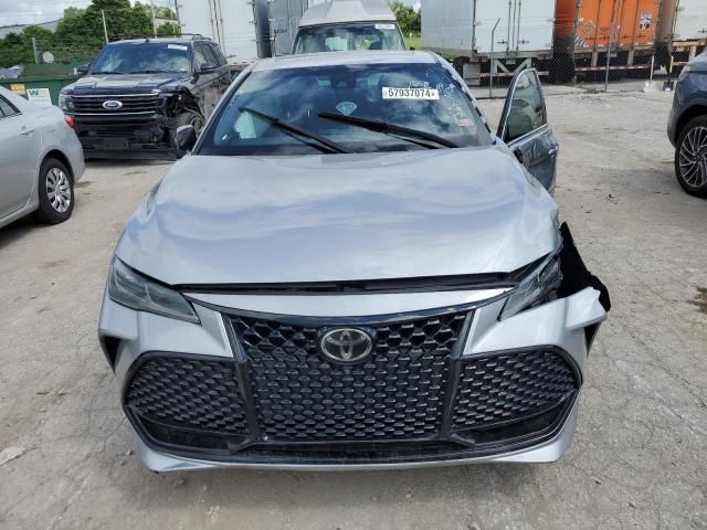 2019 Toyota Avalon XLE