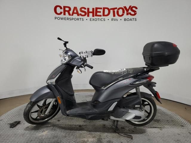 2020 Vespa LX150-S