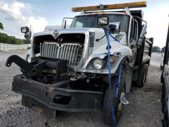 2003 International 7000 7400