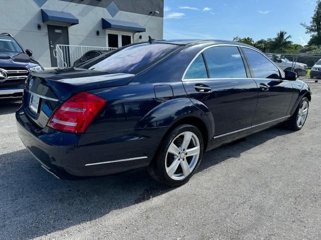 2013 Mercedes-Benz S 550