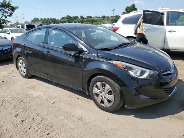 2016 Hyundai Elantra SE