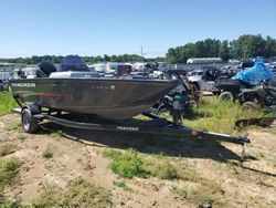 Salvage boats for sale at Madisonville, TN auction: 2015 Basstracker Boat