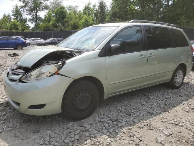 2006 Toyota Sienna CE