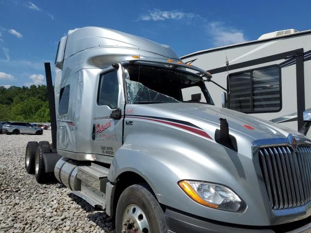 2018 International LT625