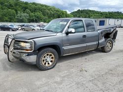 Salvage cars for sale from Copart Ellwood City, PA: 2001 Chevrolet Silverado K1500