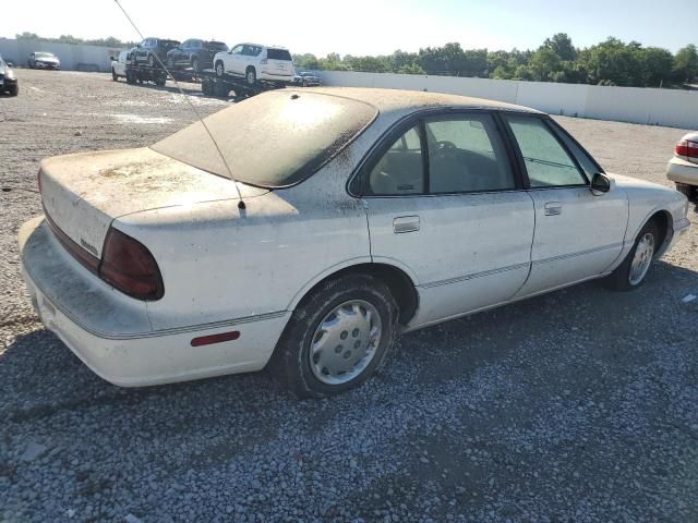 1999 Oldsmobile 88 Base