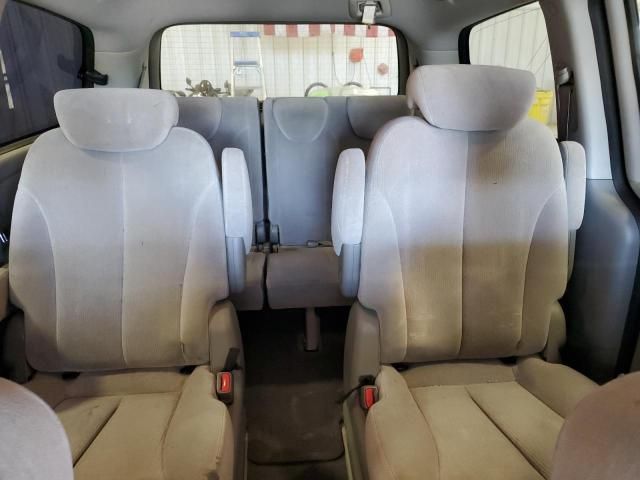 2008 KIA Sedona EX