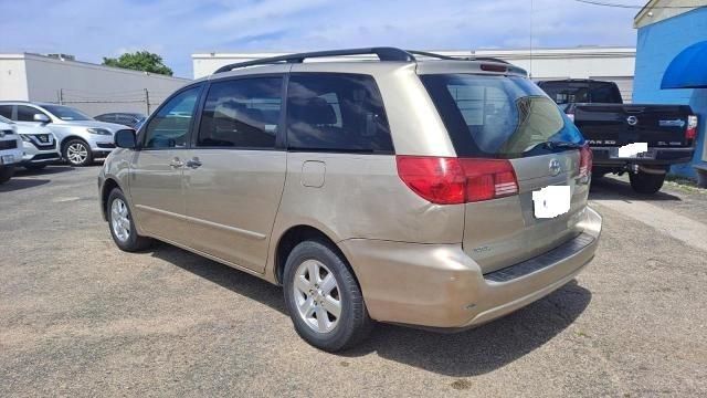 2005 Toyota Sienna CE