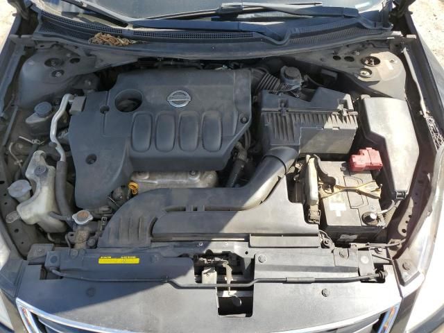 2011 Nissan Altima Base