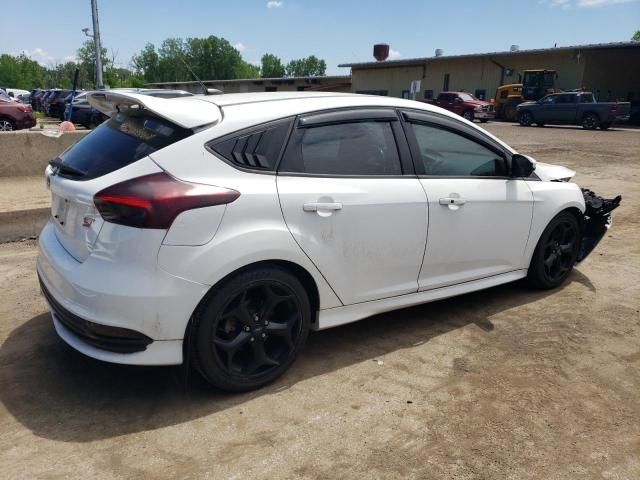 2016 Ford Focus ST